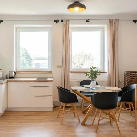 Penzionzemianskydvor 3* Surovce