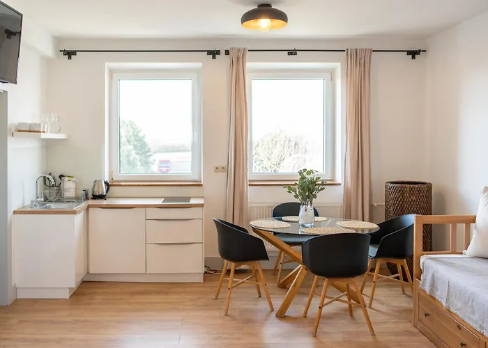 Penzionzemianskydvor 3* Surovce